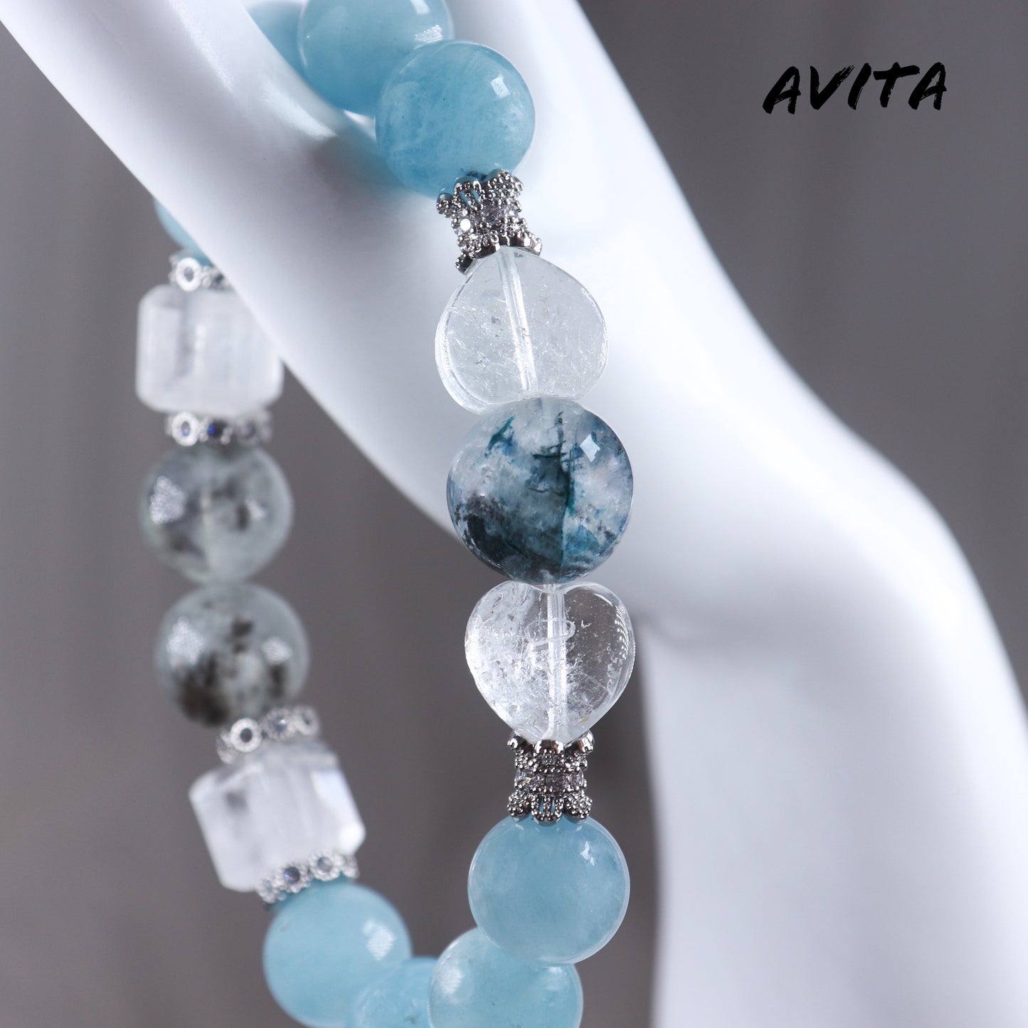 AVITA Heart To The Sea 20% OFF Natural Aquamarine Bracelet Jewelry For Elevating Your Courage and Confidence