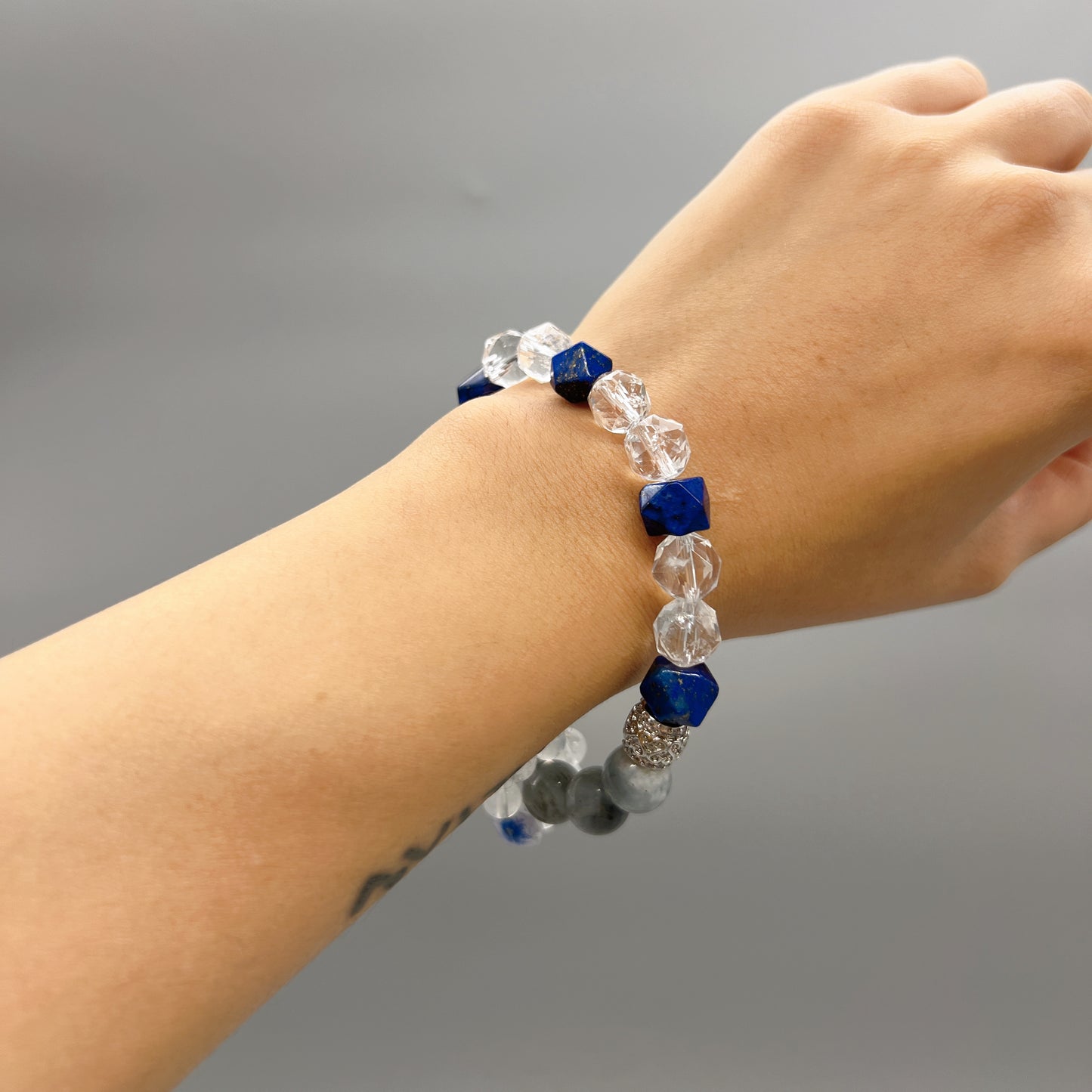 AVITA Mind Healer 15% OFF Natural Aquamarine Bracelet Jewelry For Elevating Your Courage and Confidence