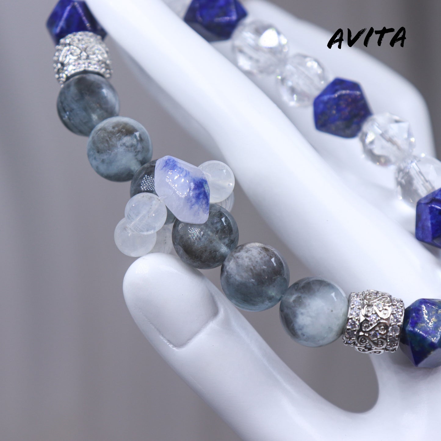 AVITA Mind Healer 15% OFF Natural Aquamarine Bracelet Jewelry For Elevating Your Courage and Confidence