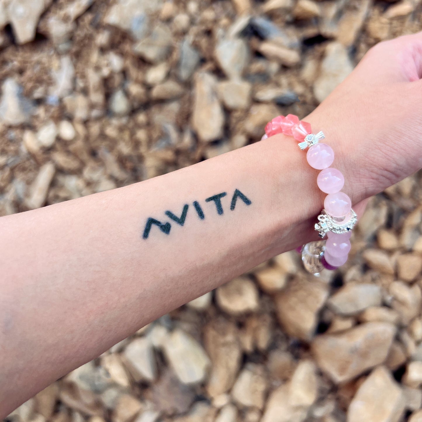 AVITA Love Under The Moon 20% OFF Natural Pink Crystal Bracelet Jewelry For Energy Boost & Attracting Love