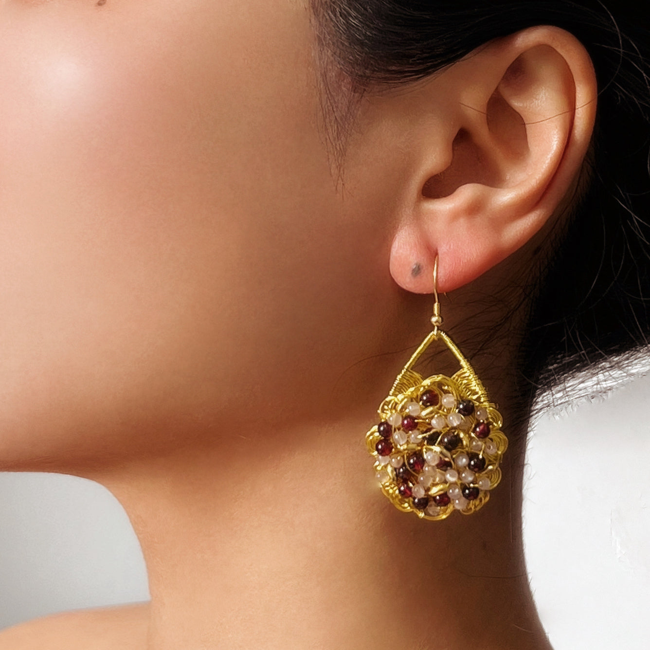 AVITA Limited Edition 60% OFF Garnet Handmade Crystal Earrings For Energy Boost & Becoming Beauty